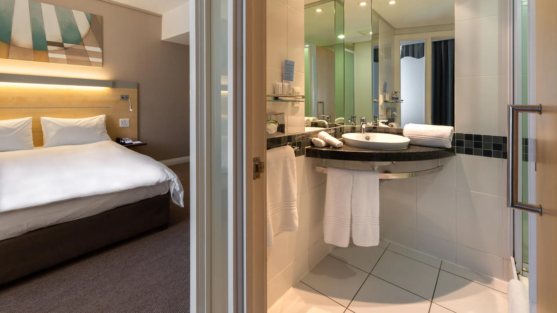 Hotel Holiday Inn Express Cape Town City Centre By Ihg