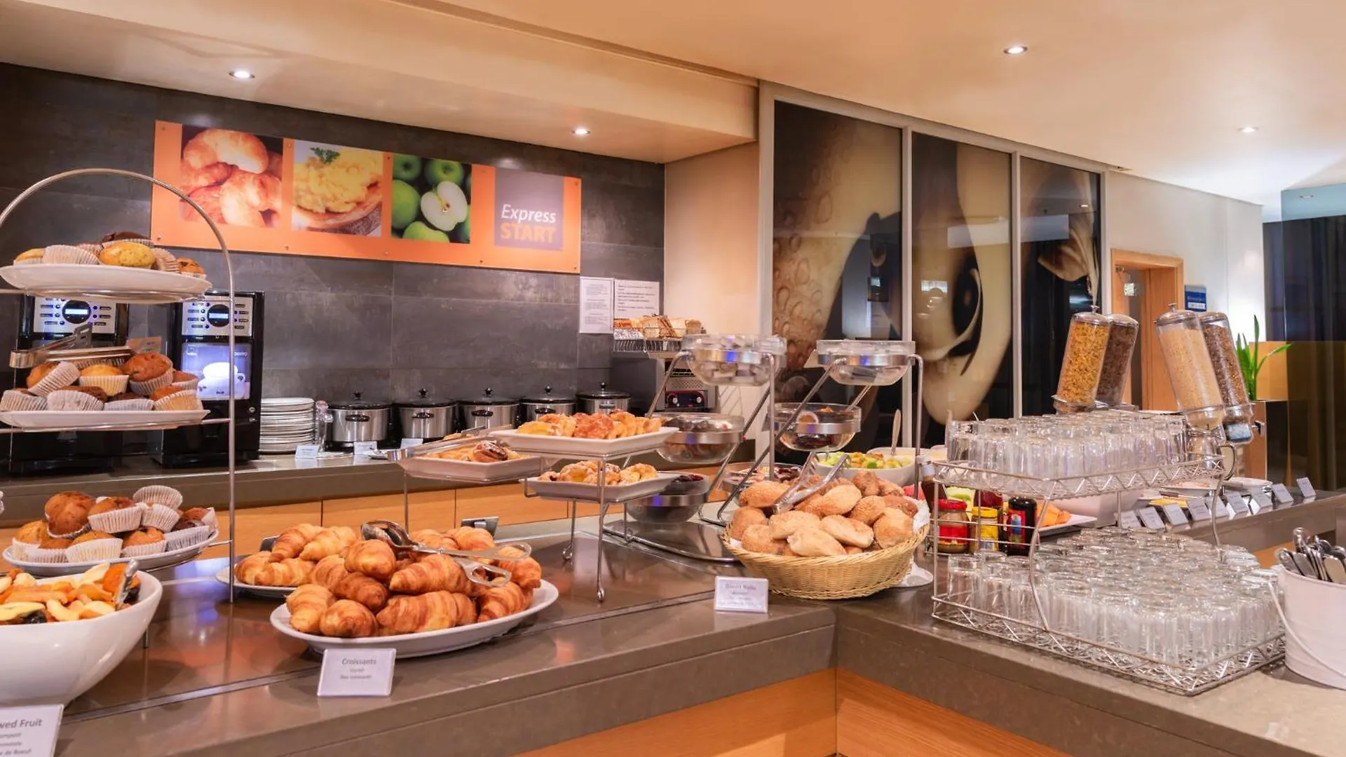 Holiday Inn Express Cape Town City Centre By Ihg Hotel