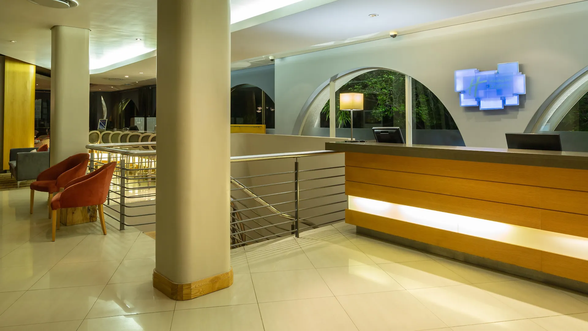 Hotel Holiday Inn Express Cape Town City Centre By Ihg